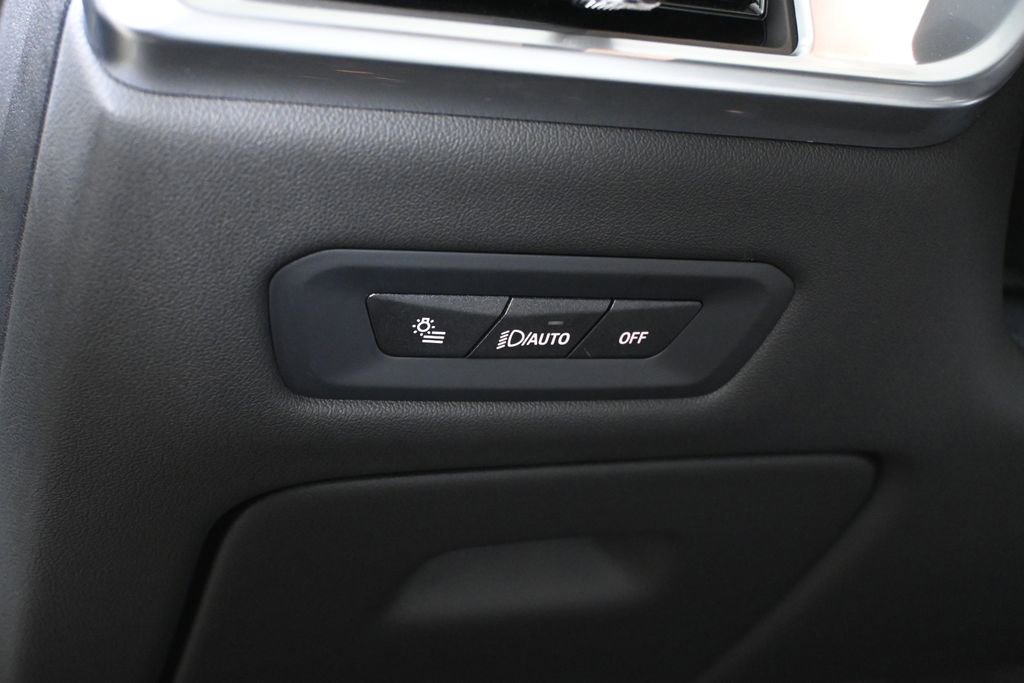 Certified 2024 BMW X5 xDrive50e w/ Premium Package image 26