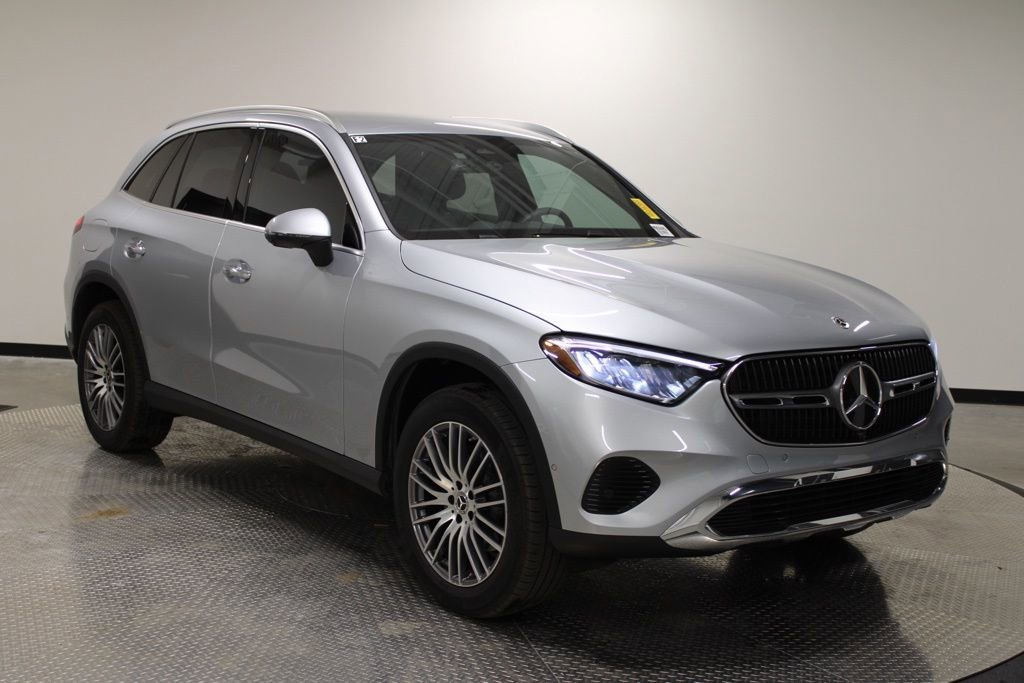 Certified 2026 Mercedes-Benz GLC 300 image 9