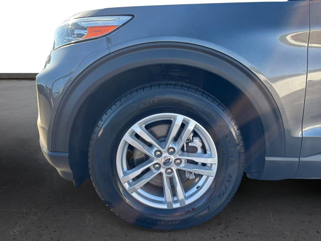 Used 2020 Ford Explorer XLT image 13