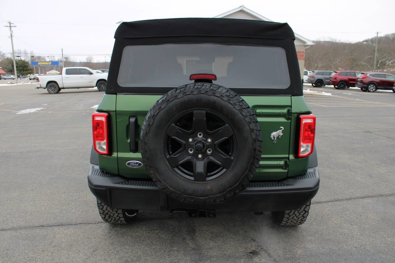 Used 2024 Ford Bronco Black Diamond image 4