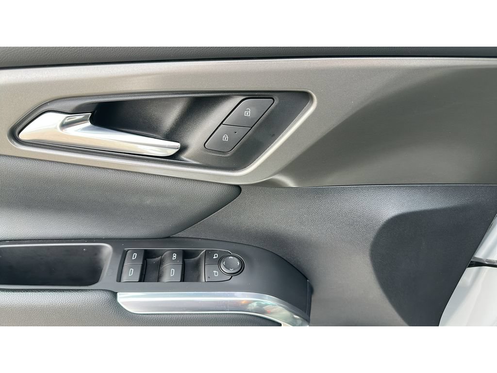 Used 2024 Chevrolet Traverse LT AWD/4WD image 12