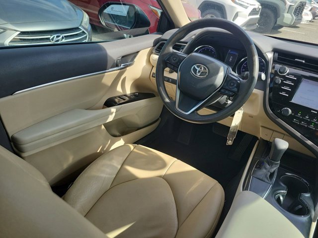 Used 2020 Toyota Camry LE image 22