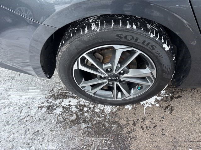 Used 2024 Kia Forte LXS image 41