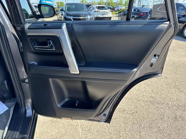 Used 2021 Toyota 4Runner SR5 RWD image 20