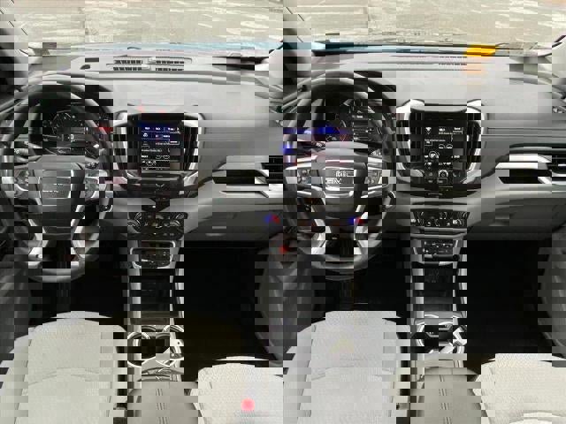 Certified 2024 GMC Terrain SLE w/ Driver Convenience Package image 13