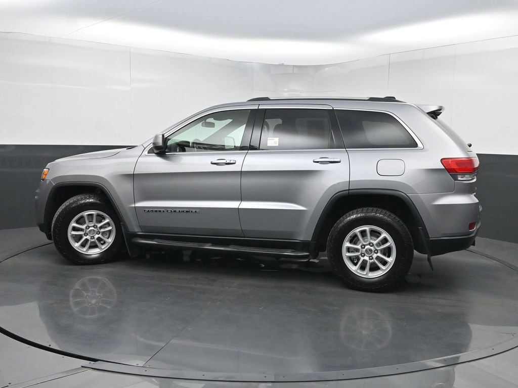 Used 2018 Jeep Grand Cherokee Laredo AWD/4WD image 37