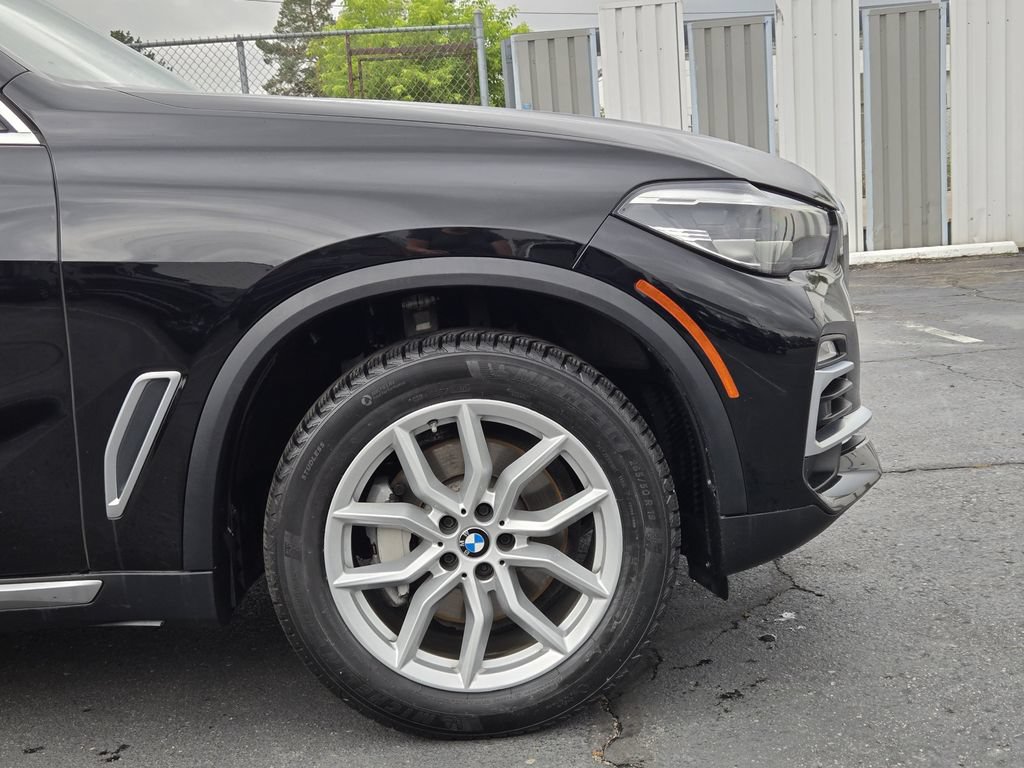 Used 2020 BMW X5 xDrive40i w/ Convenience Package AWD/4WD image 9
