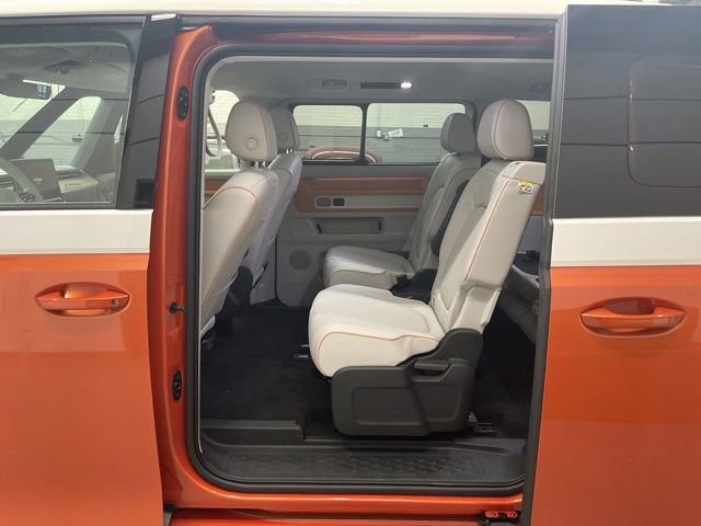 New 2025 Volkswagen ID. Buzz 1st Edition image 21