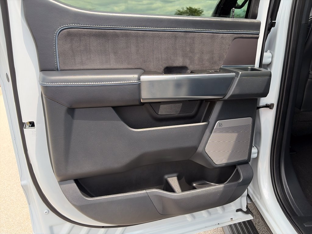 Used 2025 Ford F150 Platinum AWD/4WD image 29