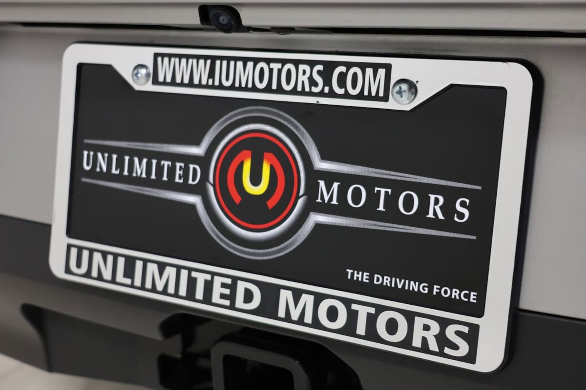 Used 2023 Nissan Pathfinder Platinum AWD/4WD image 22
