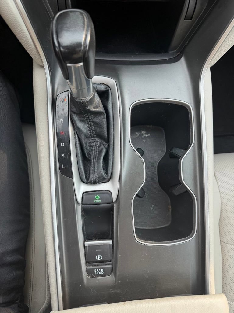 Used 2018 Honda Accord EX-L image 22
