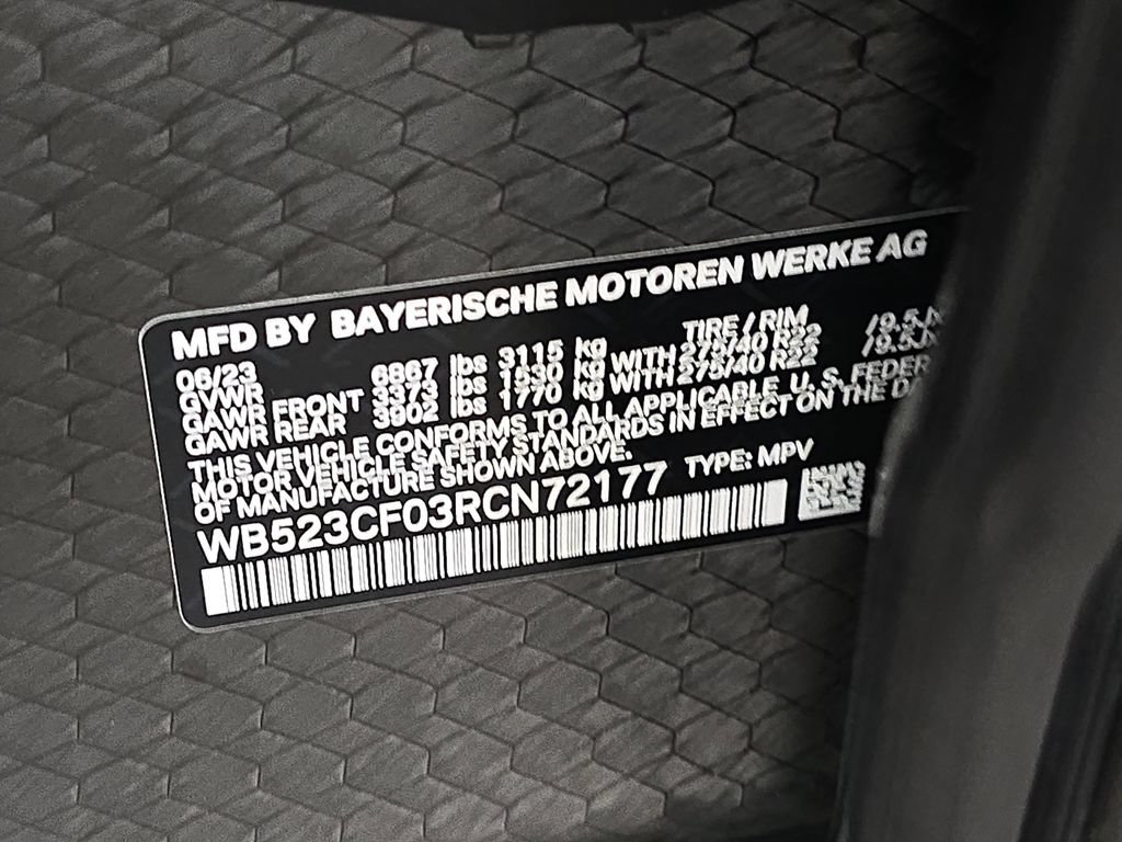 Used 2024 BMW iX xDrive50 w/ Sport Package AWD/4WD image 34
