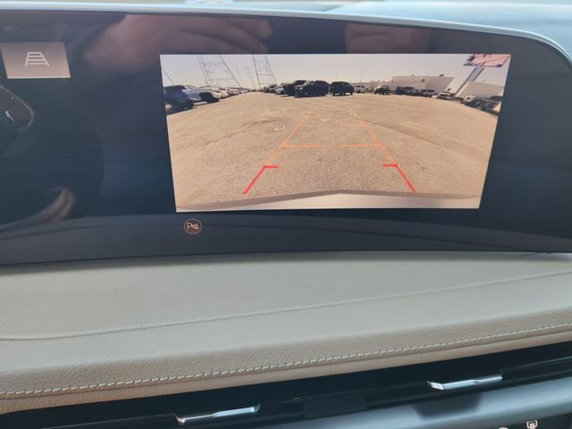 Used 2024 Cadillac XT4 Premium Luxury image 16