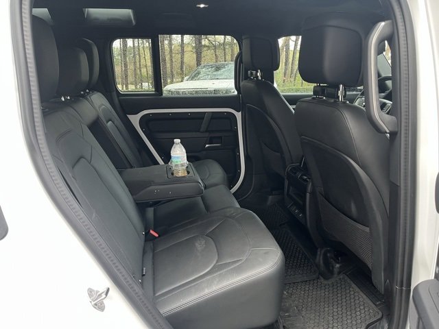 Certified 2025 Land Rover Defender 110 X-Dynamic SE image 13