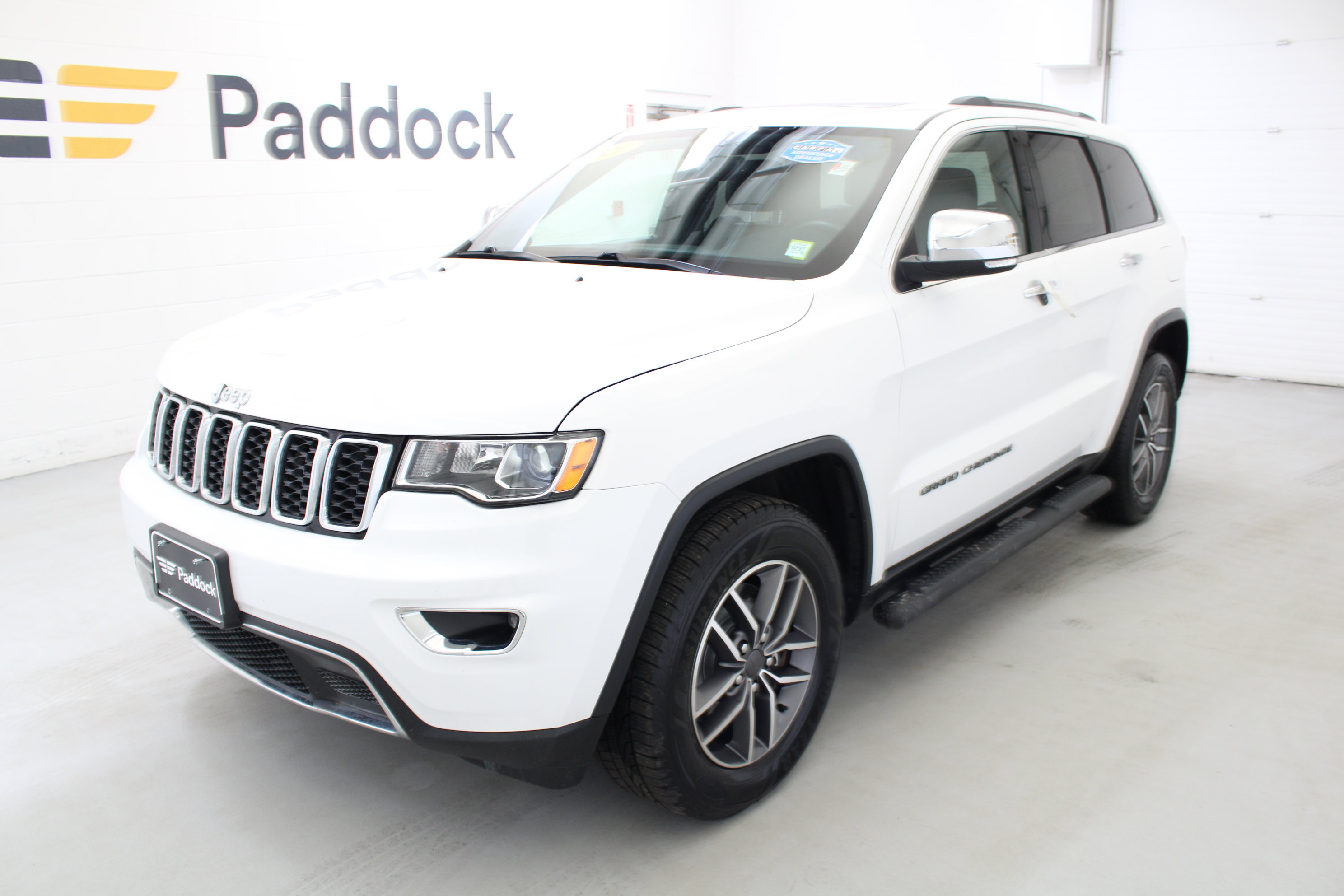 Used 2021 Jeep Grand Cherokee Limited w/ Trailer Tow Group IV image 3