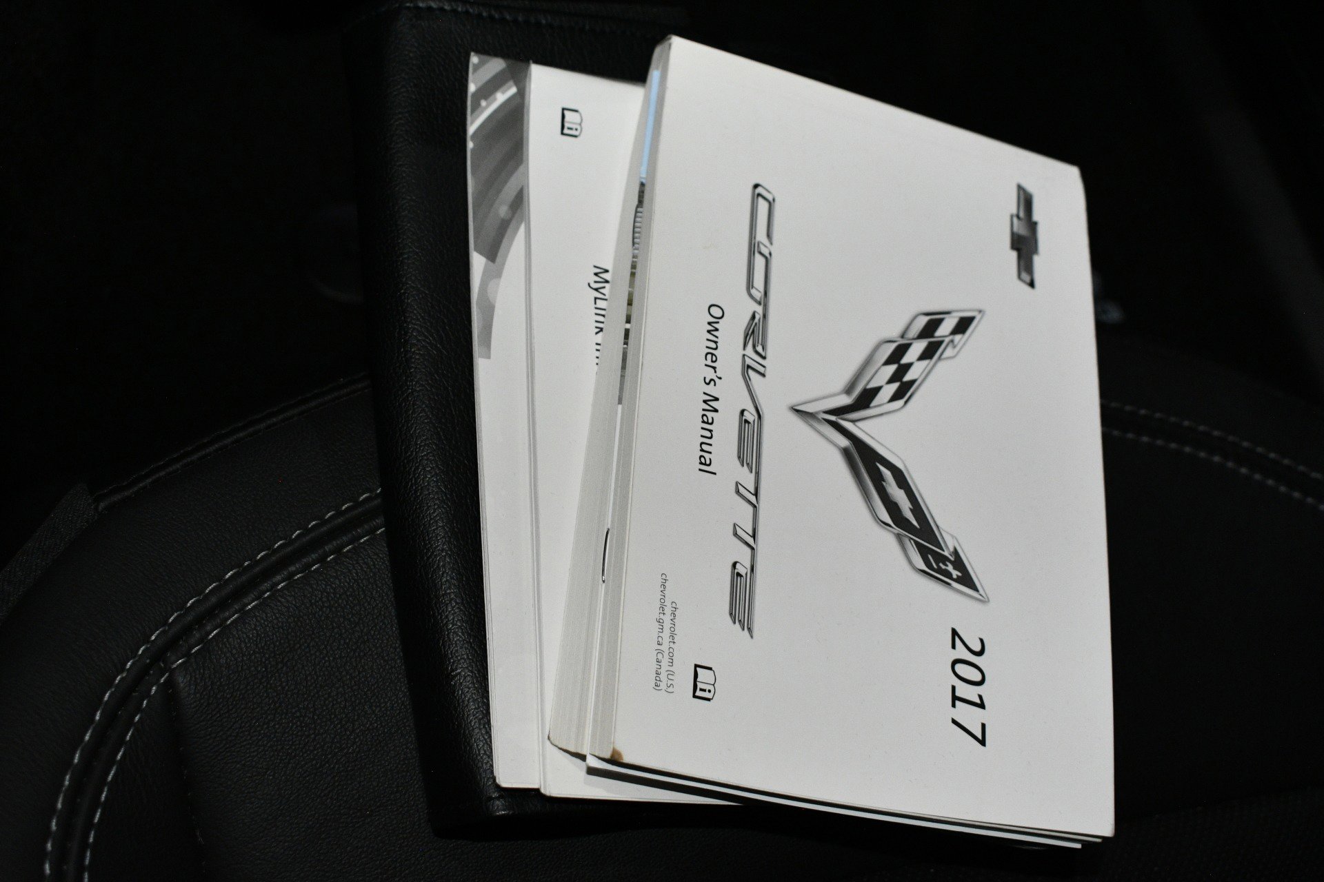 Used 2017 Chevrolet Corvette Z06 w/ Z07 Performance Package image 98