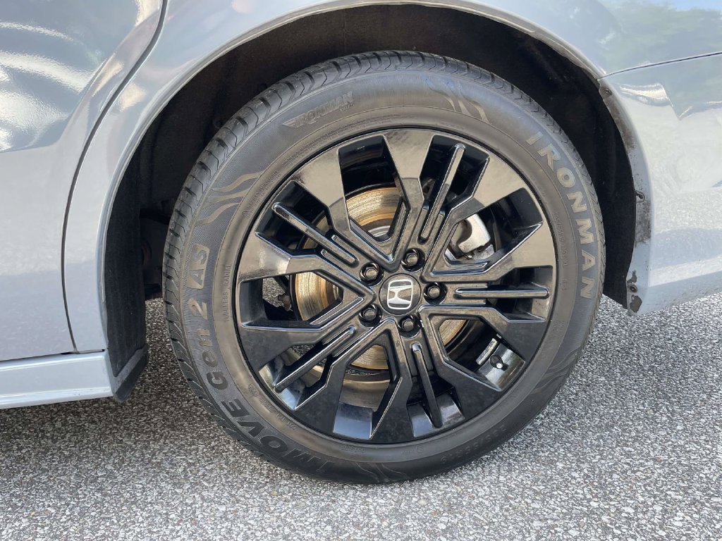 Used 2025 Honda Odyssey Sport-L image 10