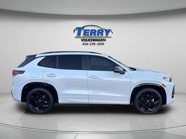 New 2025 Volkswagen Tiguan SE R-Line