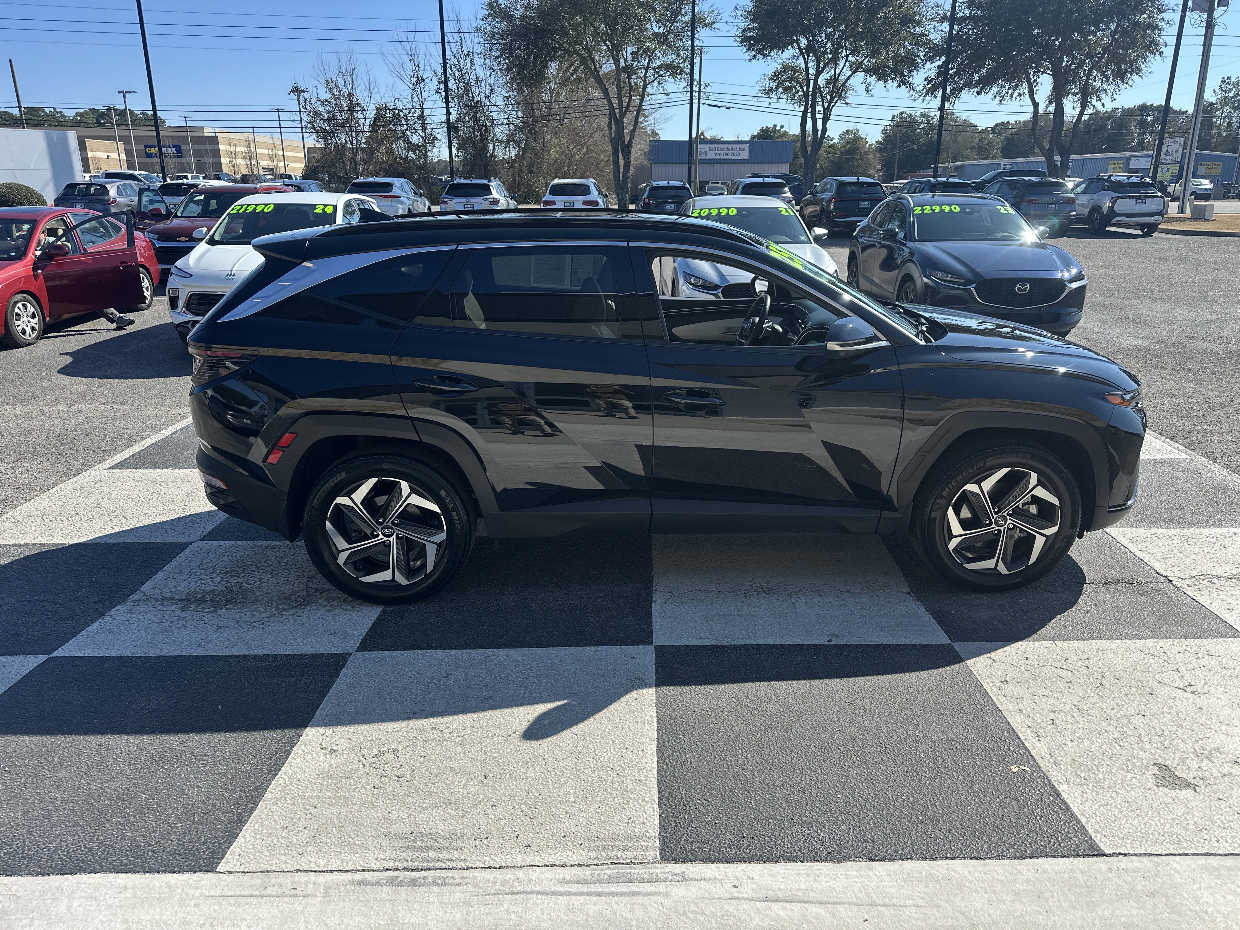 Used 2023 Hyundai Tucson Limited image 3