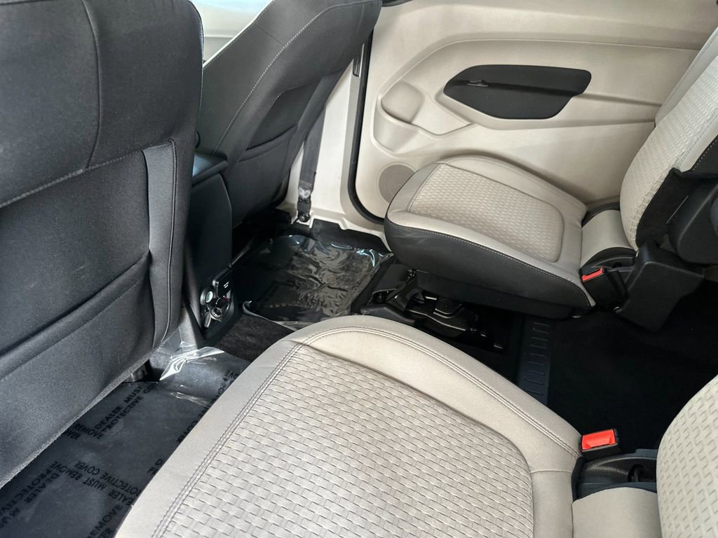 Certified 2023 Ford Transit Connect XLT image 11