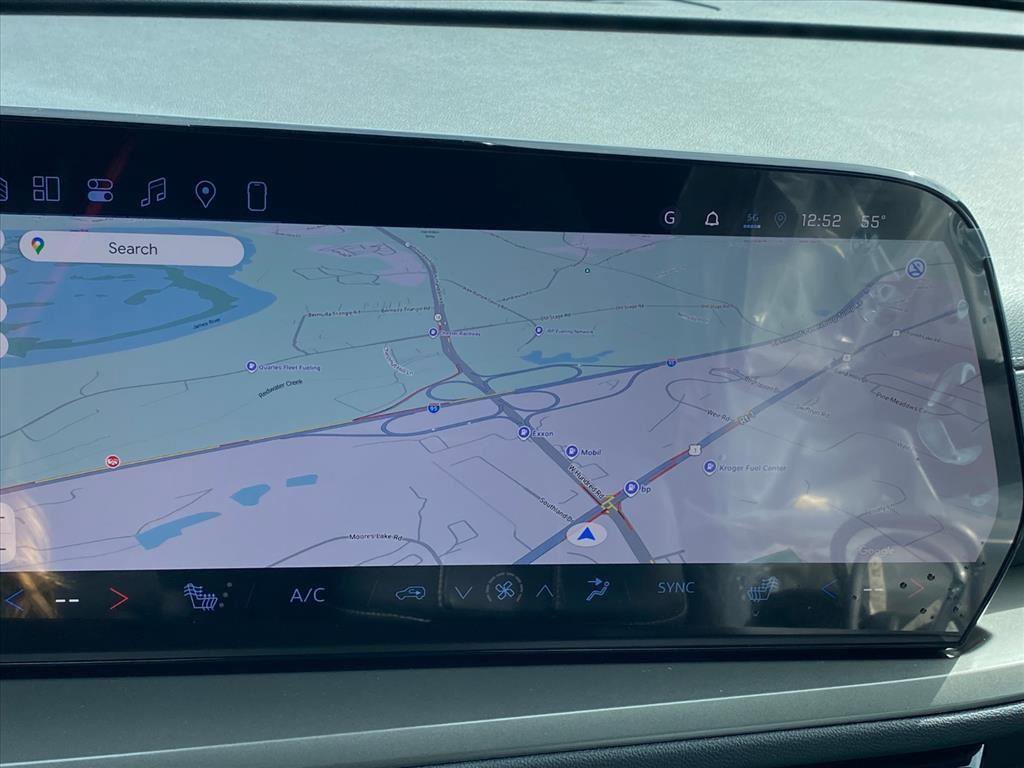 New 2026 Chevrolet Traverse LT w/ LPO, Floor Liner Package image 15