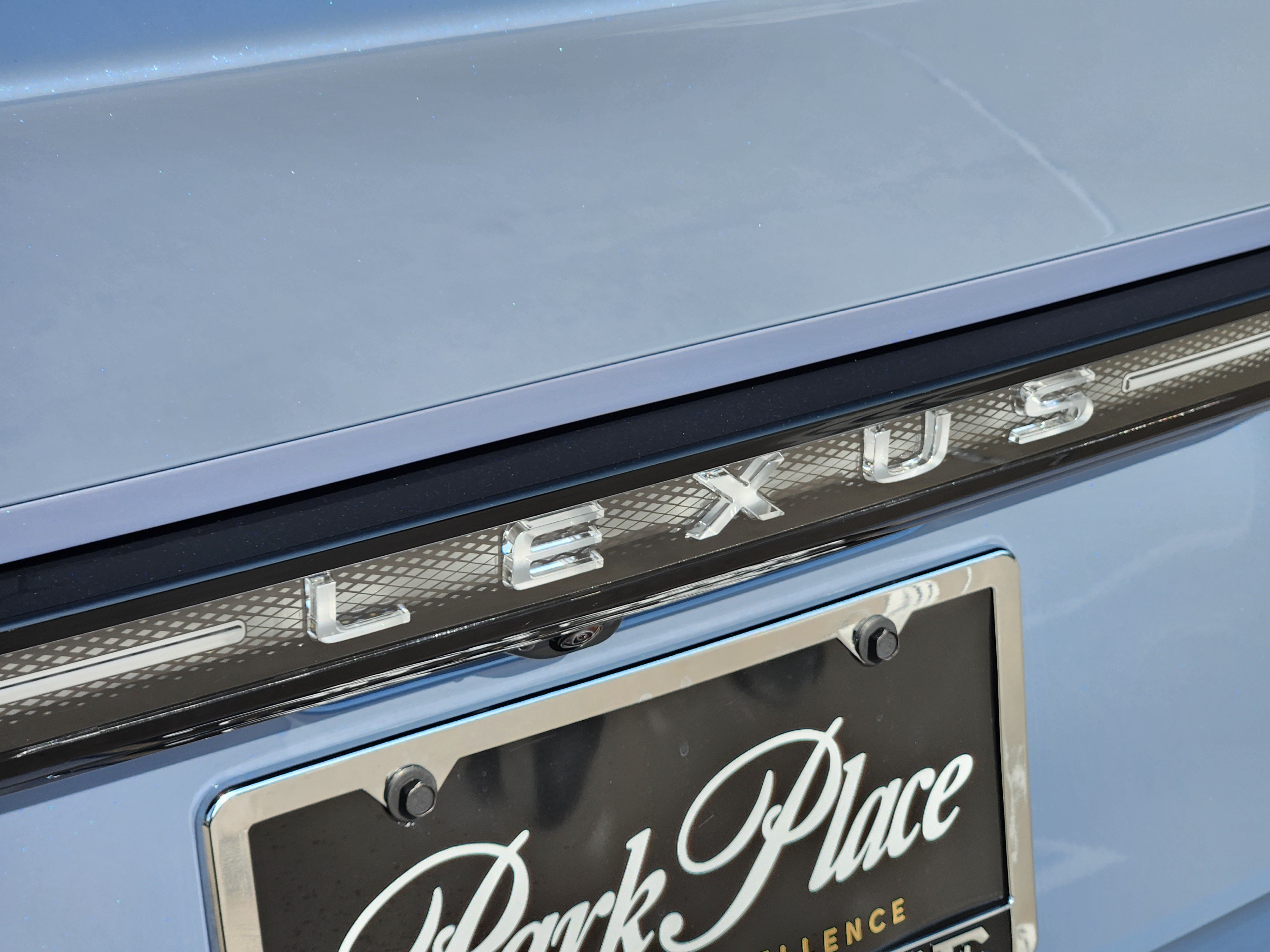 New 2026 Lexus ES 350e FWD image 8