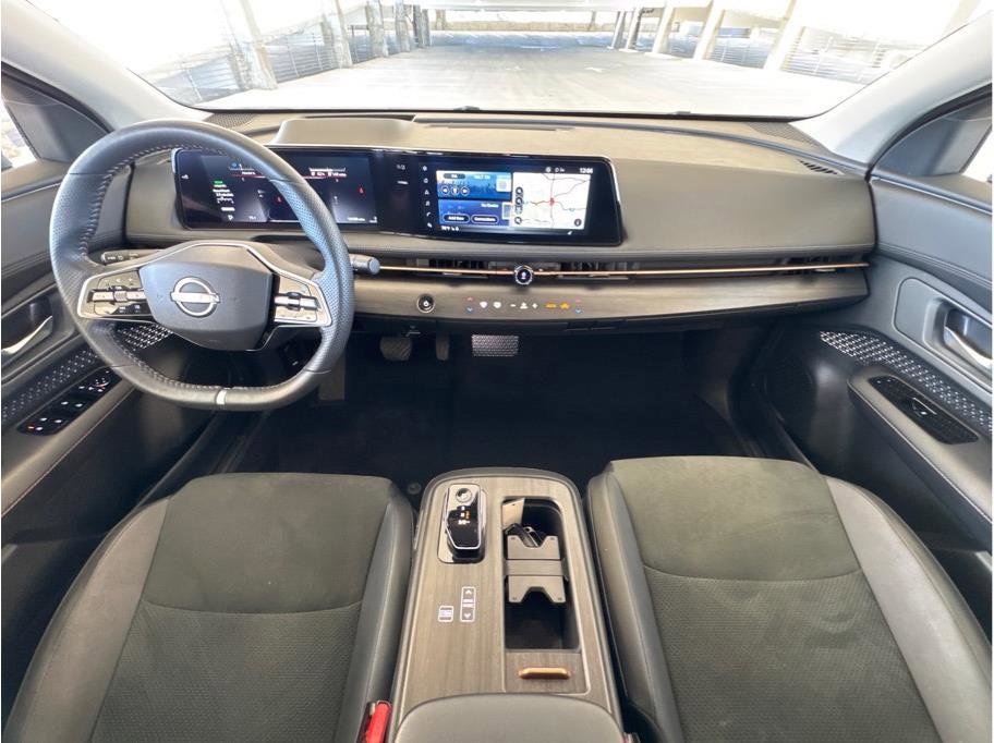 Used 2023 Nissan Ariya AWD image 15