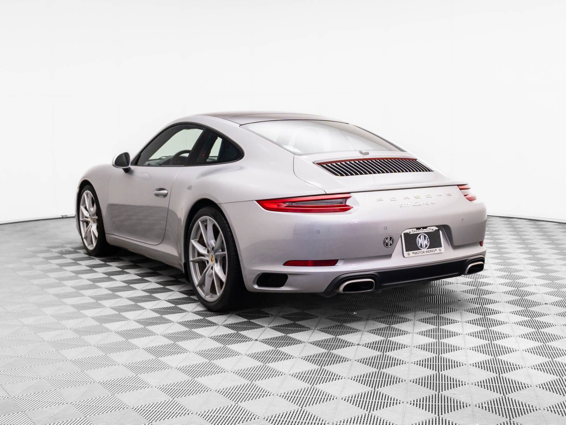 Used 2017 Porsche 911 Carrera video 3
