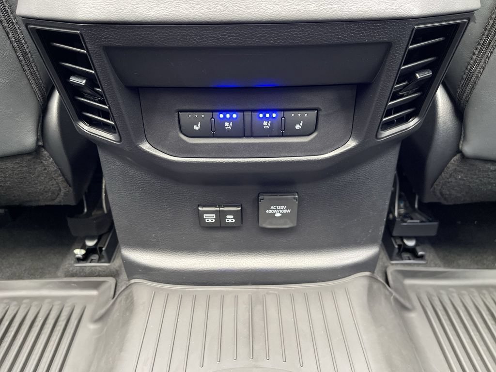 Used 2026 Toyota Tundra Platinum AWD/4WD image 22