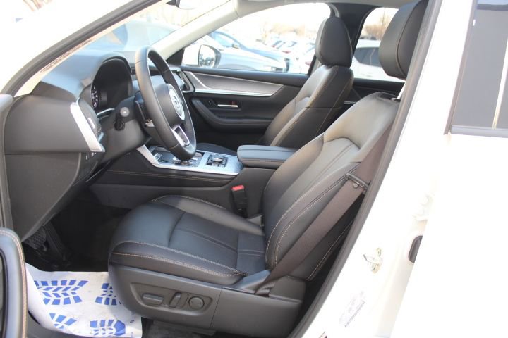 Certified 2025 MAZDA CX-90 Plug-In Hybrid w/ Preferred image 30