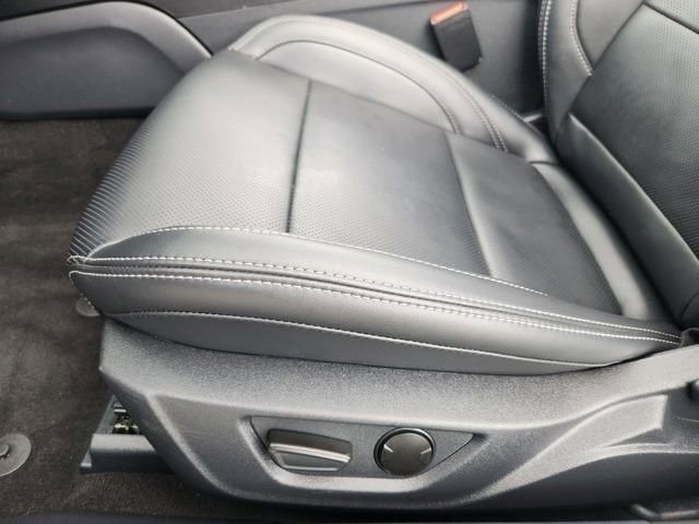 Used 2025 Ford Mustang Premium RWD image 22
