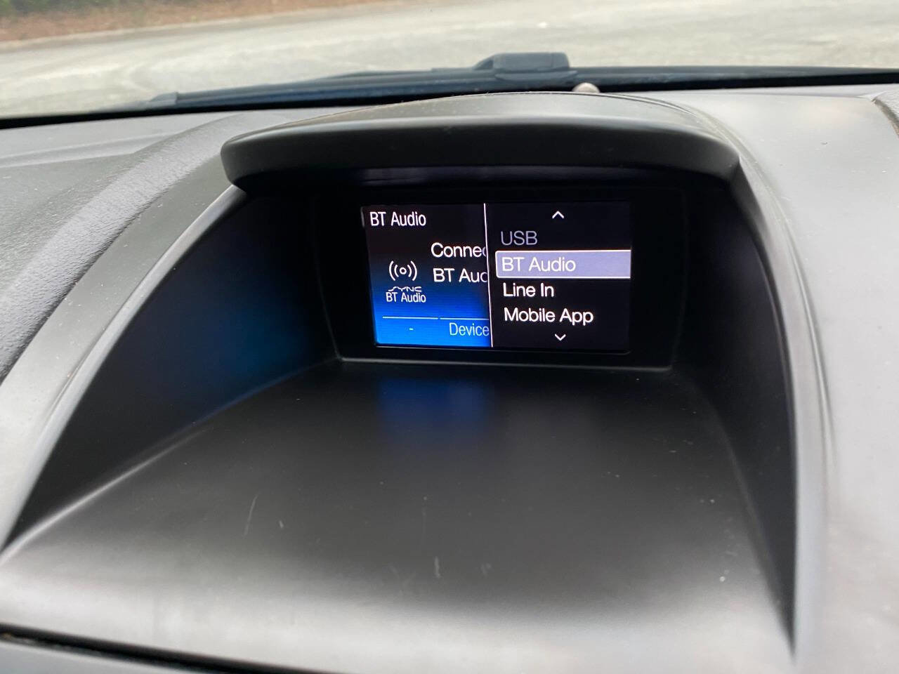 Used 2018 Ford Fiesta SE image 26