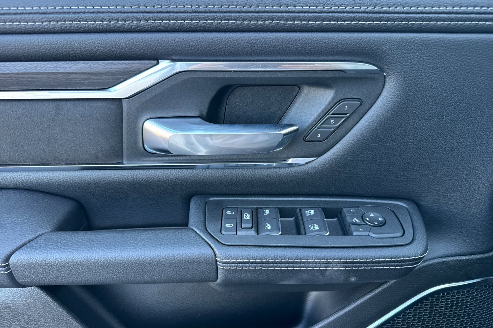 New 2026 RAM 1500 Laramie w/ Sport Appearance Package image 10