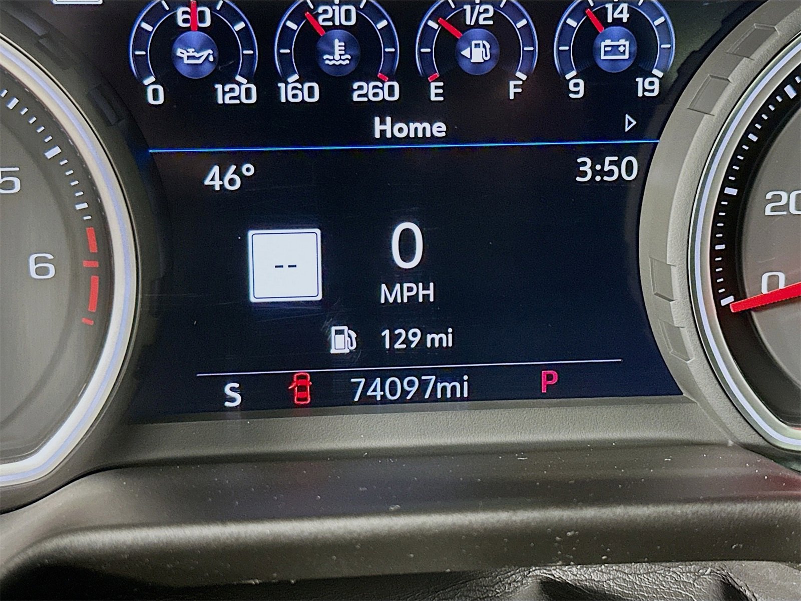 Used 2021 Chevrolet Suburban Premier w/ Premium Package image 12