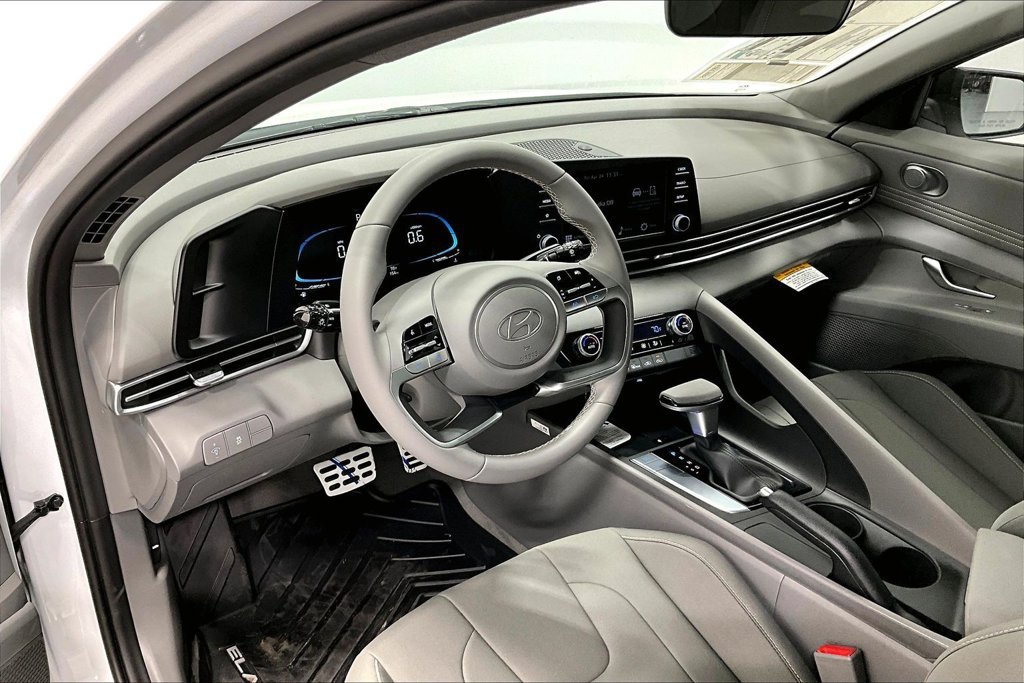 New 2026 Hyundai Elantra Sport FWD image 19