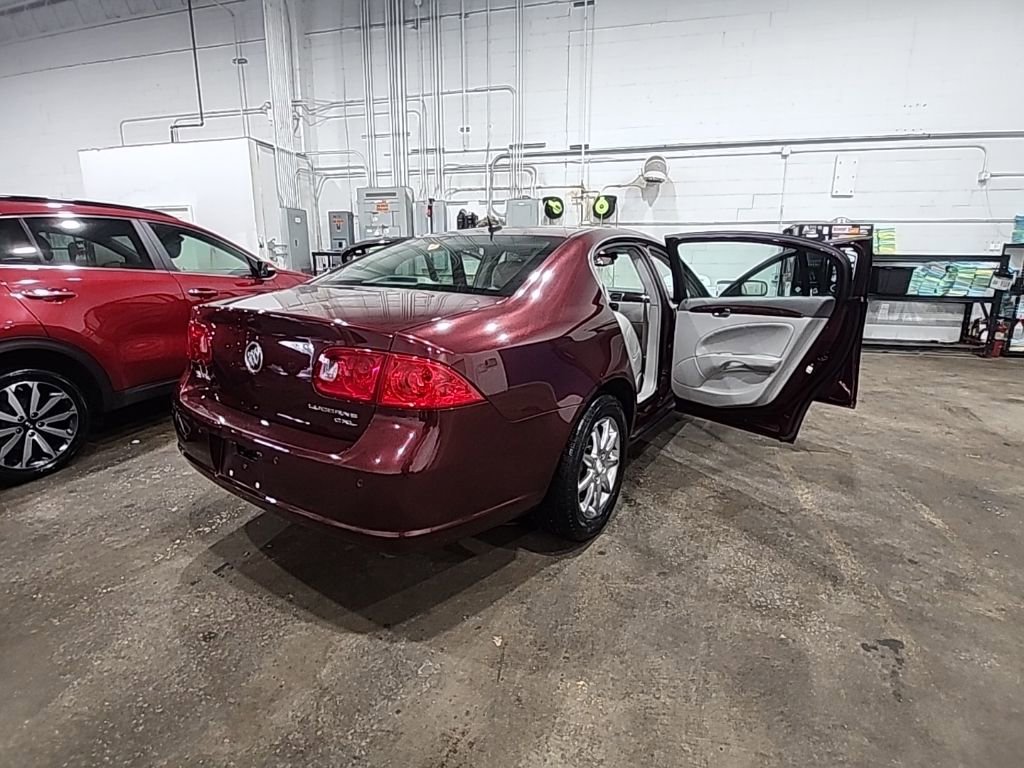 Used 2007 Buick Lucerne CXL w/ Luxury Package FWD image 33