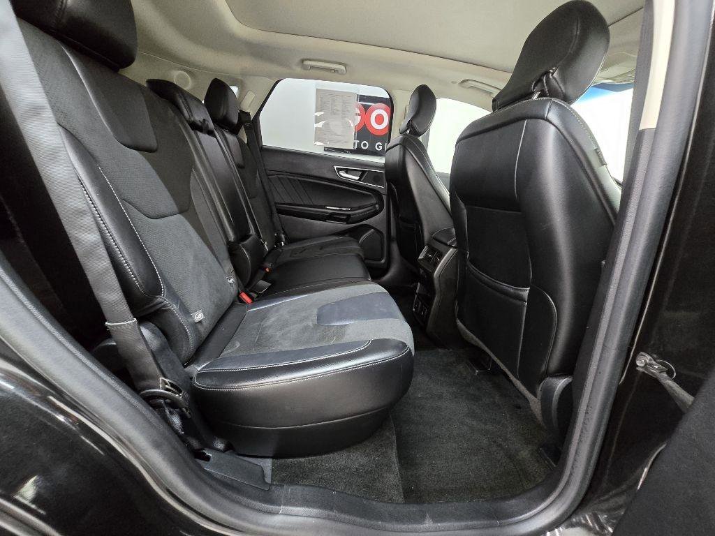 Used 2015 Ford Edge Sport w/ Equipment Group 401A FWD image 19