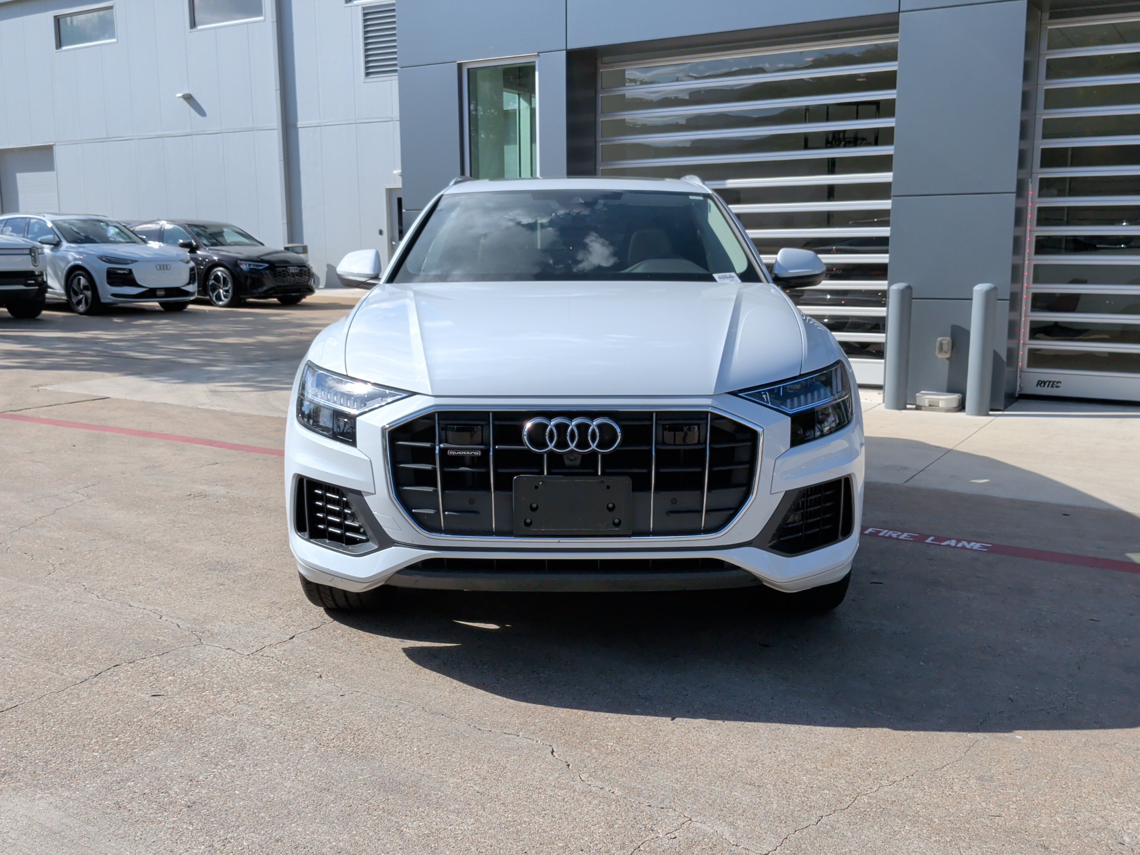 Certified 2023 Audi Q8 Premium w/ Convenience Package AWD/4WD image 3