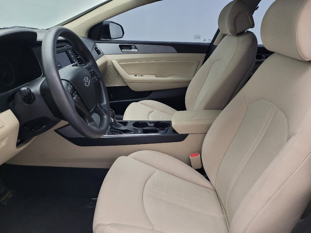 Used 2015 Hyundai Sonata SE w/ Option Group 09 FWD image 17