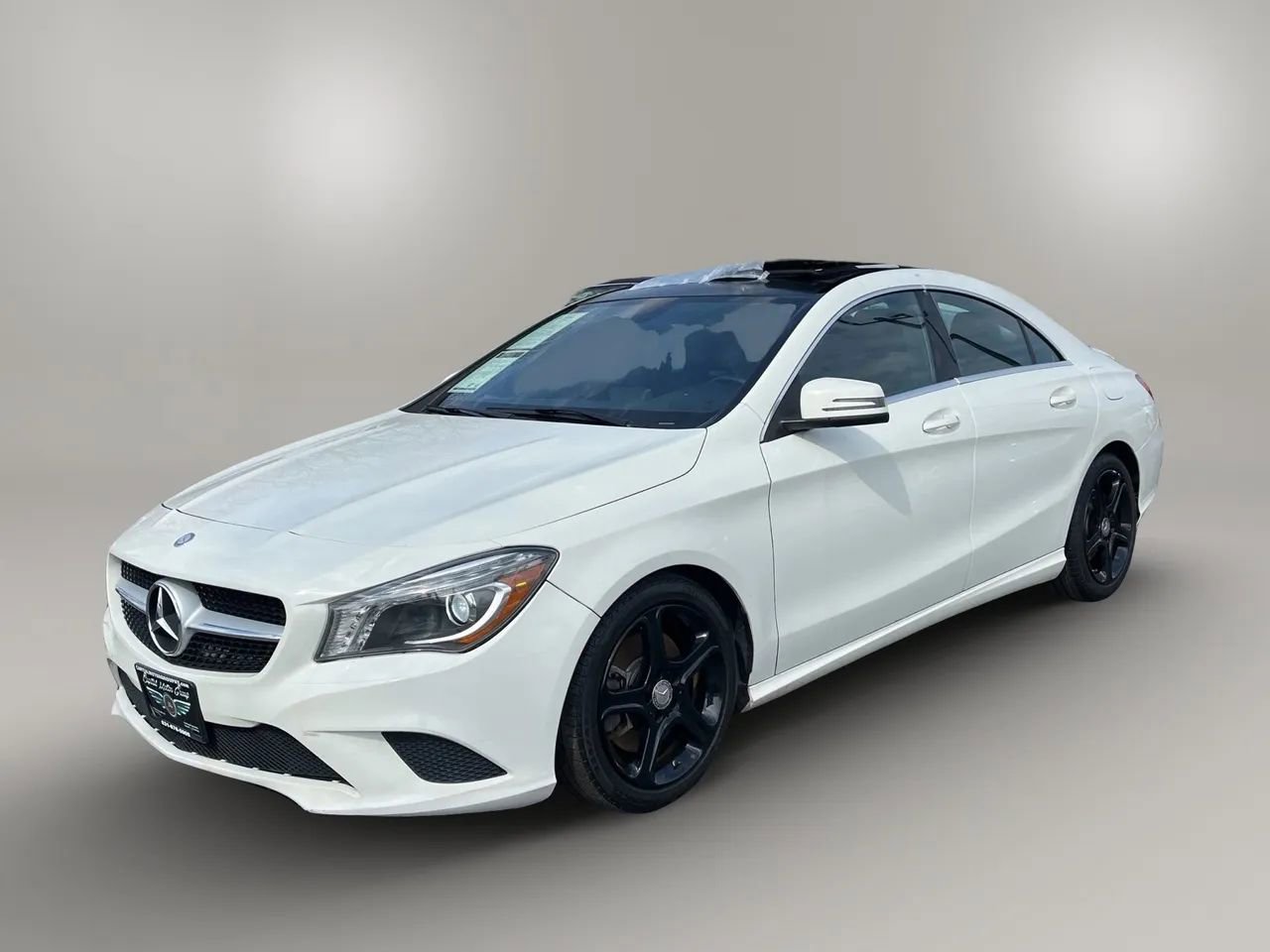 Used 2014 Mercedes-Benz CLA 250 image 1
