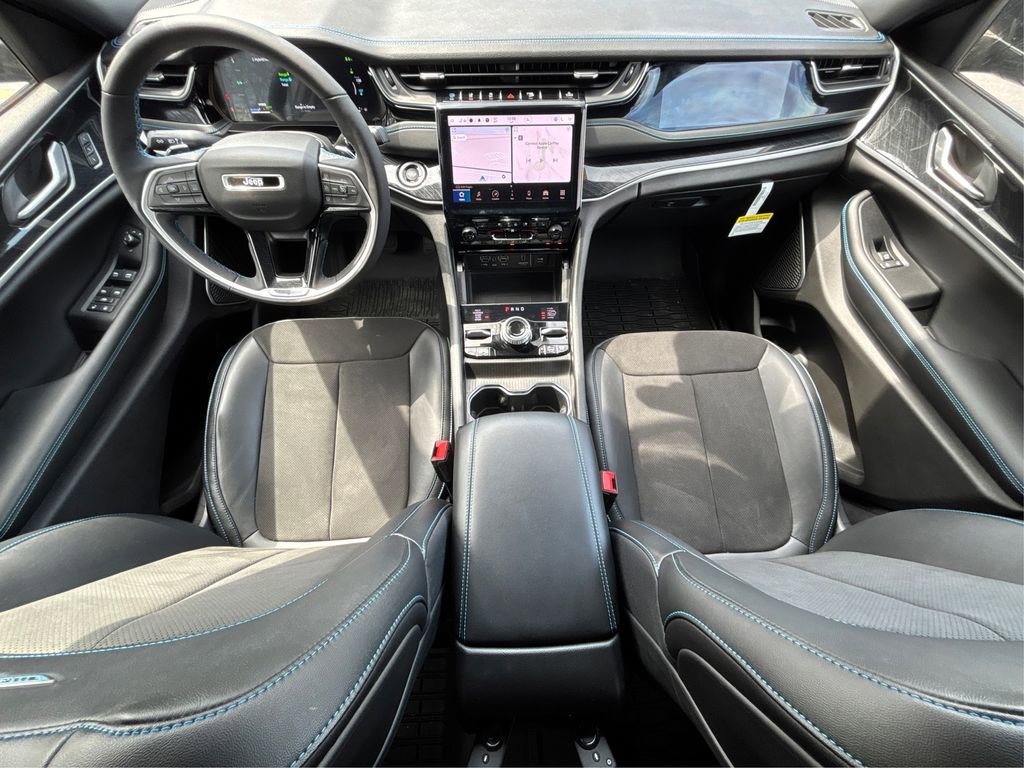 Used 2024 Jeep Grand Cherokee Trailhawk w/ Advanced Protech Group II image 23