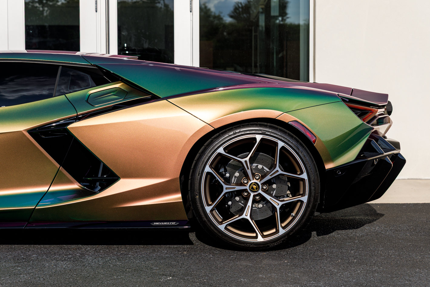 Used 2024 Lamborghini Revuelto AWD/4WD image 26