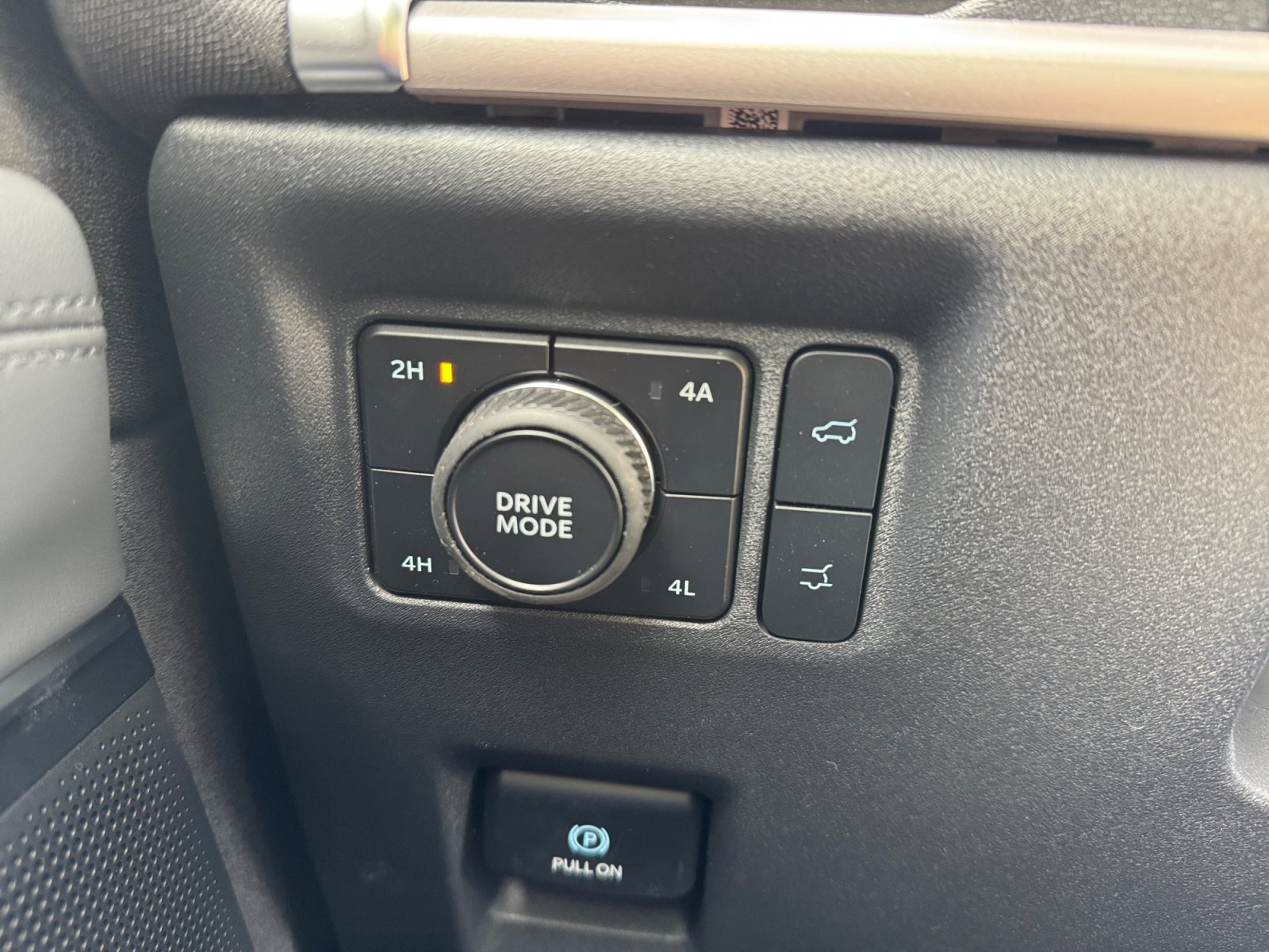 New 2026 Ford Expedition Active image 19