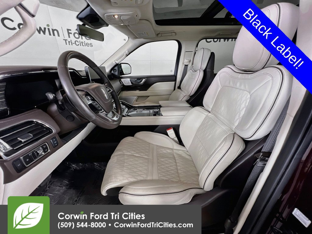 Used 2024 Lincoln Navigator Black Label AWD/4WD image 25