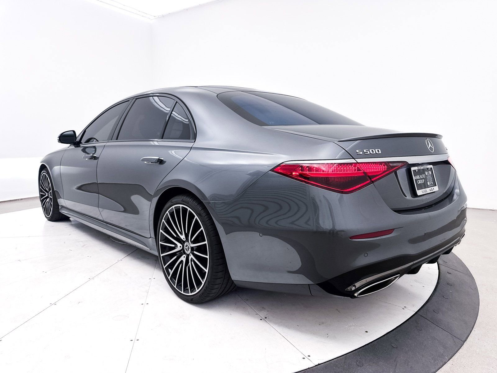 Used 2023 Mercedes-Benz S 500 4MATIC w/ AMG Line image 33