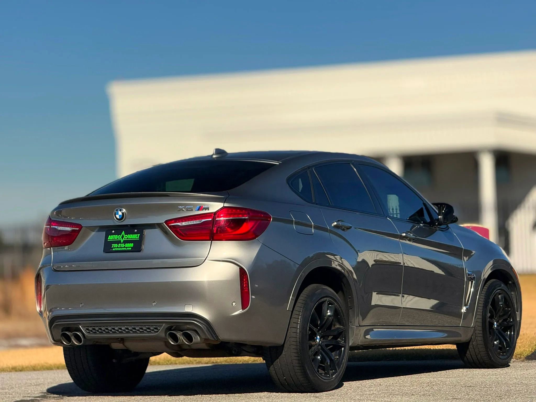 Used 2017 BMW X6 M image 12