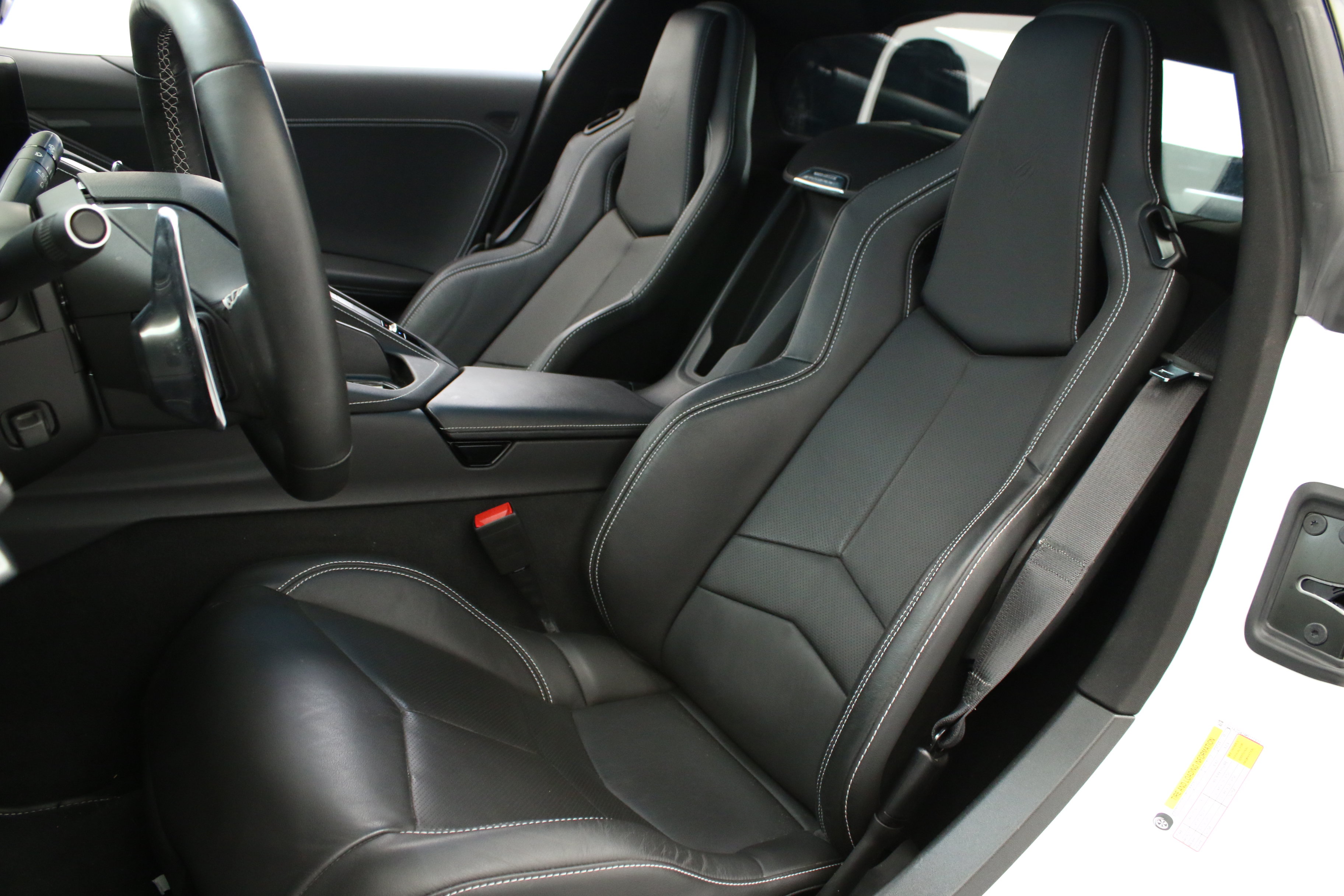 Used 2021 Chevrolet Corvette Stingray Coupe w/ Z51 Performance Package RWD image 24