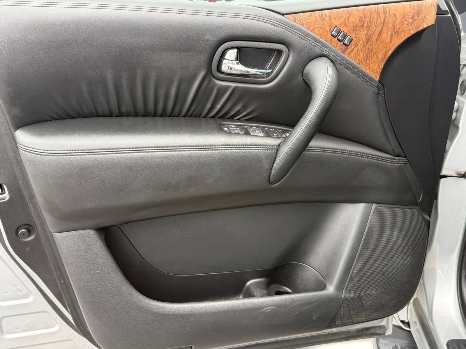 Certified 2024 Nissan Armada SL image 11