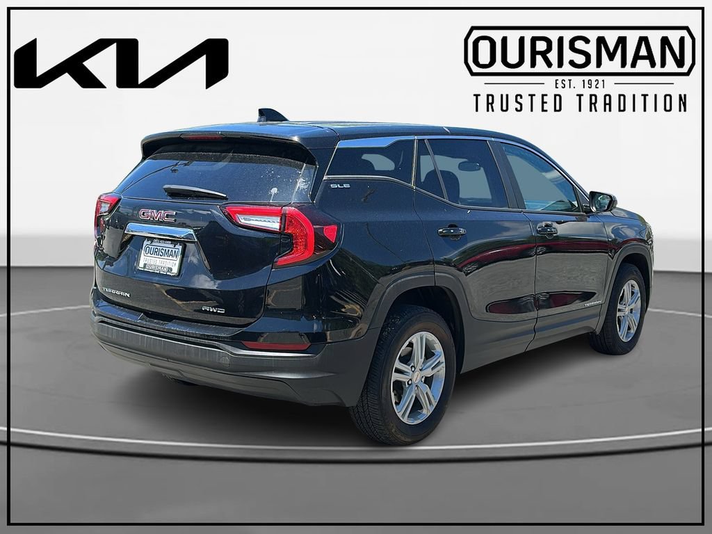 Used 2024 GMC Terrain SLE AWD/4WD image 4