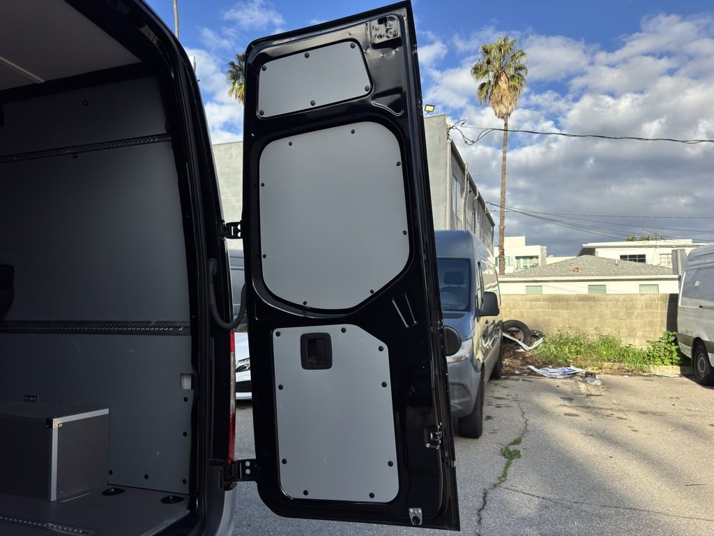 Used 2022 Mercedes-Benz Sprinter 144 Cargo image 20